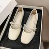 Sapatos Mary Jane estilo francês para mulheres, nova moda outono 2026, sapatos baixos de superfície macia com pérolas, leves, antiderrapantes, sapatos de sola fina