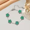 Pulsera de Acero de Titanio Trébol de la Suerte Flor de Cinco Hojas, Trébol de Cinco Hojas para Mujer, Lujo Asequible con Tacto Premium, Joyería de Acero Inoxidable Impermeable 18K
