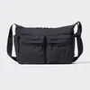 Bolsa transversal de nylon com zíper e múltiplos bolsos estilo japonês, leve, à prova d'água, de grande capacidade, com um design estiloso