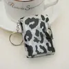 2025 Moda Novo Estampa de Leopardo 2 polegadas Mini Álbum de Fotos Chaveiro Adesivo de Foto Cartão Inserção para Mochila Estudante Álbum de Identificação