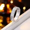 1 Anillo Rayado Nuevo Clásico de Moda Anillo de Pareja a Juego con Diseño de Engranaje para Mujer, Adecuado para el Uso Diario
