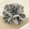 Scrunchie de Tecido com Quatro Camadas e Costura nas Bordas, Floral Retrô para Primavera, Elástico de Cabelo Simples e Versátil, Corda Elegante para Rabo de Cavalo
