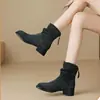 Botas de tornozelo estilo Birkenstock retrô, botas de moda femininas com salto plataforma, nova coleção outono/inverno 2026, botas estilo Dr. Martens, botas de cano curto, botas justas