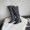 Botas retro de caña ancha y pierna recta con hebilla de cuero, estilo británico 2026, punta fina, Chelsea, cuero suave, tacón grueso, plisadas, botas de moda