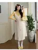 Ropa de Maternidad Invierno Nuevo Lana Colorido Bolas Vestido Chaleco de Longitud Media Camiseta Interior de Punto Traje Dulce que Reduce la Edad