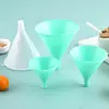 Venta al por mayor de fábrica embudo de plástico multifuncional tres piezas Aceitera olla de vino embudo de reempaque embudo de aceite para cocina y hogar