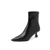 Botas elegantes e sutilmente sexy de cano curto ajustadas 2026 inverno salto agulha salto alto para o dia a dia bico fino delicado botas curtas elásticas para mulheres tamanho 41