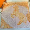 Regalo para Mamá y Personas Mayores Moda de Alta Gama Bufanda de Seda Versátil Cuadrada sin Tirantes Decorativa de Verano