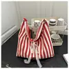 Bolso de Hombro de Lona Rayado de Verano de Doble Cara con Bordado Lindo para Mujer, Gran Capacidad, Simple con Letras, Bolso de Viaje