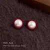 Pendientes de Terciopelo Borgoña Estilo Retro de Hong Kong, Pendientes de Perlas Estilo Hepburn Francés, Pendientes de Alta Gama Elegantes y de Moda al por Mayor