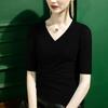 T-shirt de renda de verão V-neck Women's Slim-fit Half-sleeve Design Sense 2022 Early Autumn New Style Mid-sleeve Base Shirt