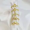 Anillos de 26 Letras Inglesas Más Vendidos Transfronterizos Anillos Gruesos Brillantes de Oro de 18 Quilates Modelo Caliente de Amazon Dropshipping