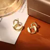 Brincos Geométricos Tendência Estilo Influenciador com Concha Triturada e Zircônia, com Toque de Luxo, Fashion, Exquisitos, Versáteis e Estilosos
