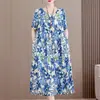 Novo Vestido de Algodão e Seda de Verão para Mulheres de Meia-Idade e Idosas, Vestido Soltinho Estilo Mãe, Saia de Algodão Artificial, Traje da Moda para Mulheres de 40 Anos