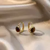 Brincos Maillard Outono e Inverno para Mulheres, Brincos de Luxo Leve de Nicho, Brincos Elegantes Populares Estilo Retrô com Pedra Olho de Tigre