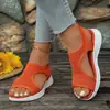 Sandálias de praia de comércio exterior, tamanho grande, novo estilo europeu e americano, sandálias chinelo de sola grossa 2026 para mulheres, sapatos casuais de malha respirável de verão