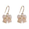 Estilo Coreano Elegante Moda Suave Combinable Incrustado de Diamantes Lazo de Perlas Gancho para la Oreja Exquisito Lujo Ligero Pendientes Colgantes de Alta Gama