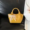 Bolsos populares para mujer de este año 2026 primavera-verano nuevo de moda elegante bolso pequeño cuadrado de hombro bolso cruzado de celebridad de internet