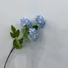 Hortênsia de Madeira Simulada com 3 Cabeças Bola de Neve Pequena Flor Artificial Decoração de Mesa para Sala de Estar Flor de Seda Arranjo de Flores de Hotel Sofisticado Decoração