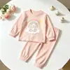 Conjunto de Pijama Feminino Amazon para Primavera e Outono Fofo Manga Longa Calça com Punho Crianças Pequenas e Médias Conjunto de Duas Peças para Casa e Passeio