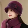 Chapéu de inverno para mulheres, mães e avós, chapéu de lã tricotado com forro de fleece, chapéu de aba larga para mulheres de meia-idade e idosas, projetado para aquecimento e proteção contra o frio
