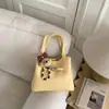 Bolso Cruzado Vintage para Viajes Diarios para Mujer 2026 Nuevo de Principios de Primavera Bolso de Alto Valor Madre e Hija Bolso de Mano y Bolso de Hombro a la Moda y con Estilo