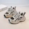 Zapatos deportivos para niños, zapatos para niños, nuevo modelo de primavera 2025, zapatos casuales de malla para niños mayores, zapatillas para correr, zapatos tipo papá para niñas