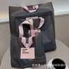 Bolsa de Plástico Rosa Gruesa Esmerilada Bolso de Mano Tienda de Ropa Bolsa para Ropa Logo Personalizado Centro Comercial Bolsa de Regalo Universal