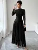 Vestido de Festa Longo de Renda Outono e Inverno para Comércio Exterior Europeu e Americano, Gola Semi-Alta Manga Longa Emagrecedor Valorizador Barra Larga