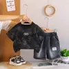 Traje para Niño Ropa de Verano 2025 Nuevo Estilo Ropa de Verano para Niños de Manga Corta con Letras Ropa de Bebé Conjunto Moderno de Dos Piezas