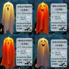 Montagem de cena temática de Halloween, pingentes de fantasma, decorações penduradas, casa mal-assombrada, adereços de atmosfera de terror para fotografia