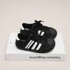 Tênis Esportivo Infantil Shell Head Outono Novidades Unissex Infantil Leve Casual Preto e Branco Color Blocking Solado Macio Antiderrapante Calçados Infantis