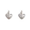 Moda coreana simple metal plateado cepillado amor hebilla de oreja diseño nicho dulce cool aretes Joker al por mayor