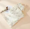 Pantalones de pijama de algodón de nuevo estilo para mujer, estilo fino de verano, pantalones de pierna ancha de gasa de doble capa estilo pastoral, pantalones holgados para casa que se pueden usar afuera