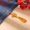Fabricantes Mayoristas de Borlas de Nudo Chino Marcadores de Libros Tejidos a Mano con Nudos Chinos USB con Características Chinas Nudos Chinos Pequeños