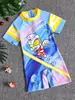 Traje de baño de verano 2025 para niños, traje de baño para niñas de talla pequeña y mediana, traje de baño de manga corta con dibujos animados para niños.