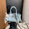 Bolsa de mão cesta de vegetais transfronteiriça bolsa balde feminina novo estilo 2026 bolsa de ombro única fashion bolsa transversal versátil