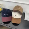 Gorra de Béisbol de Pana Suave con Letras de Moda para Mujer, Estilo Otoño e Invierno, Patchwork de Moda, Gorra Versátil Casual Única de Pico de Pato