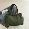 2026 Nuevo Terciopelo Moda Gran Capacidad Versátil Bolso de Viaje Nicho Simple Casual Bolso de Hombro Bolso Tote