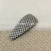 Grampo de Cabelo Xadrez Preto e Branco Estilo Coreano Versátil Elegante Triângulo Bb Clip de Cabelo de Alta Qualidade Clip Perfeito para Franja Clip Lateral