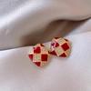 Pendientes de botón con nicho de cuadros escoceses de estilo francés para mujer, ligeros, de lujo, de alta calidad, con temperamento, joyería única a cuadros rojos