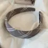 Tiara ondulada com dentes estilo coreano para lavar o rosto, tiara alta torcida antiderrapante para mulheres, acessório de cabelo para sair, acessório de cabelo popular online