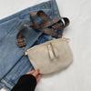 Bolsa pequena retrô da moda deste ano para mulheres 2023 Inverno novo versátil estilo coreano bolsa de mensageiro moda