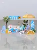 Cenário de Montagem de Evento com Tema de Verão Display de Loja em Shopping de Verão Decoração de Prancha de Surf Fundo de Decoração com Placa Kt