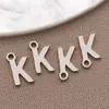 Acero Inoxidable Galvanizado Estilo Europeo y Americano 26 Letras Inglesas Etiqueta Colgante Pulsera Collar DIY Hecho a Mano Accesorios de Joyería