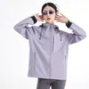 Nueva Chaqueta Softshell 2026 para Mujer, Chaqueta Resistente al Viento e Impermeable para Exteriores, Chaqueta Cortavientos Deportiva Casual con Capucha para Pareja