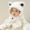 Gorro para Niños Otoño e Invierno Lindo Estilo Coreano Niños y Niñas Bebé Relleno Bufanda para Cuello Infantil Conjunto de Una Pieza Dos Piezas Protección para los Oídos