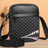 Moda Transfronteriza 2025 Nicho Nuevo Otoño e Invierno Elegante Simple Personalizado Bolso de Hombro para Teléfono Móvil Bolso de Mamá Casual Moderno