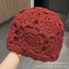 Gorro de ganchillo hecho a mano de doble capa engrosado para mujer, estilo coreano de otoño e invierno, versátil, cálido, moderno y elegante, gorro de lana tejido