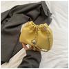 Bolso de Mujer 2026 Nuevo Verano Estilo Coreano de Mano Plegado Cruzado Bolsa Nube Simple Moda Casual Bolso de Hombro con Cadena